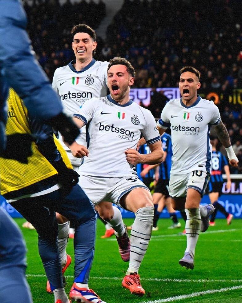 关于意甲联赛中出现多场惊险“绝杀”场面的信息 关于意甲联赛中出现多场惊险“绝杀”场面的信息