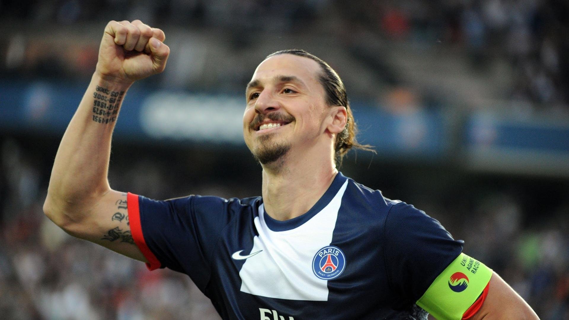 “西甲明星掌控全场，带领球队持续追赶”，西甲明星球员